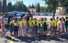 Policist obiskal prvošolce in jih poučil o cestnih pravilih